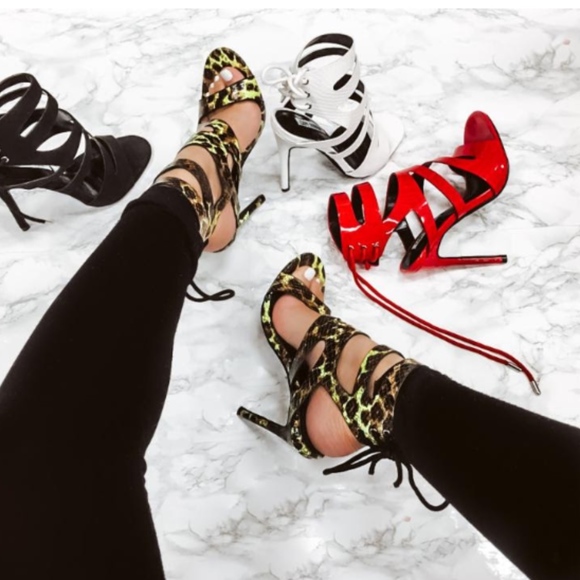 "Negative" in Red - Picture 4 of 7